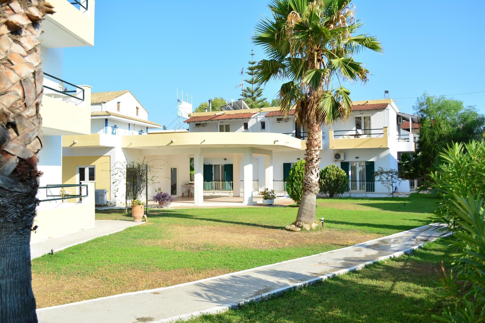 Cavos Beach House Kávos Esterno foto