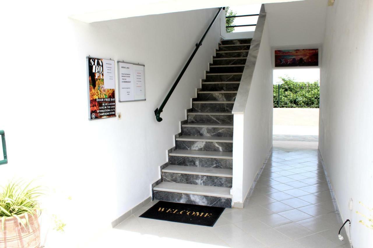 Cavos Beach House Kávos Esterno foto