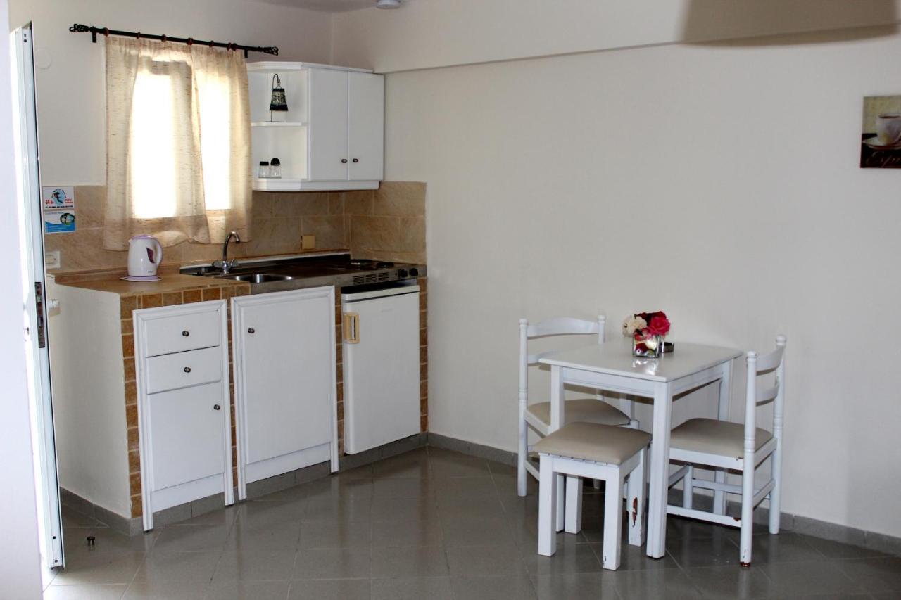 Cavos Beach House Kávos Esterno foto